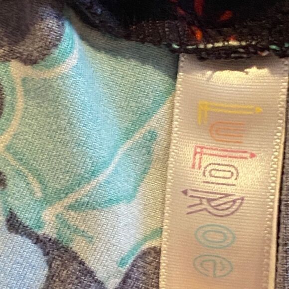 1222 LuLaRoe Size OS Leggings Winter and Snowman Scene New - Picture 2 of 4